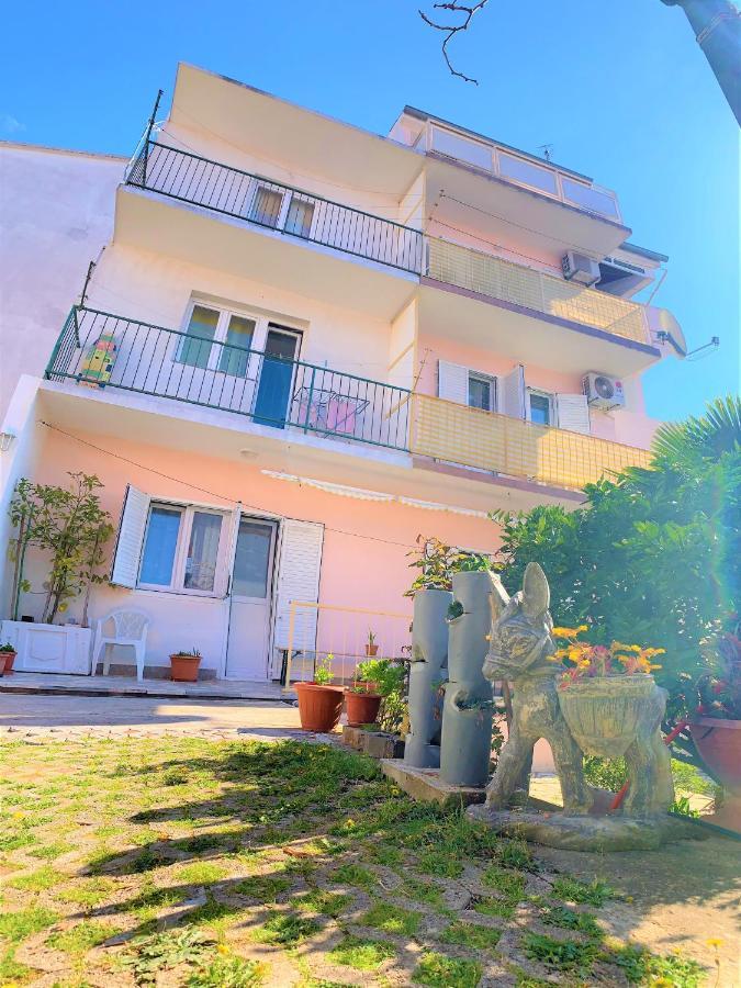 Roko Apartment House 프리모스턴 외부 사진